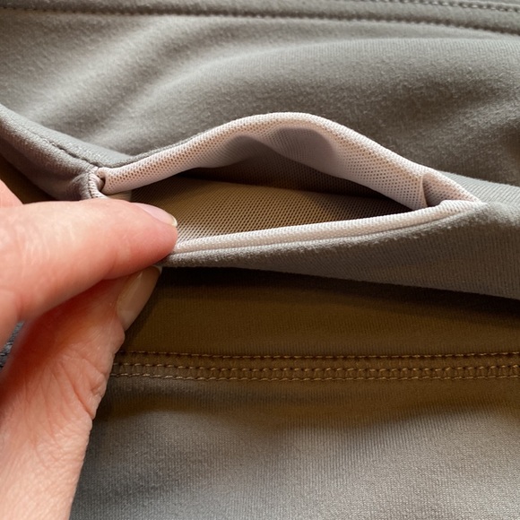 Mid-Rise Mesh Powerhold Fabletics Legging - Picture 5 of 7